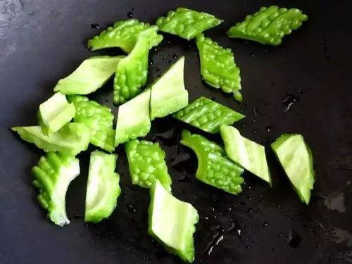 吃瓜倒油,揭秘网络热议背后的真相与技巧